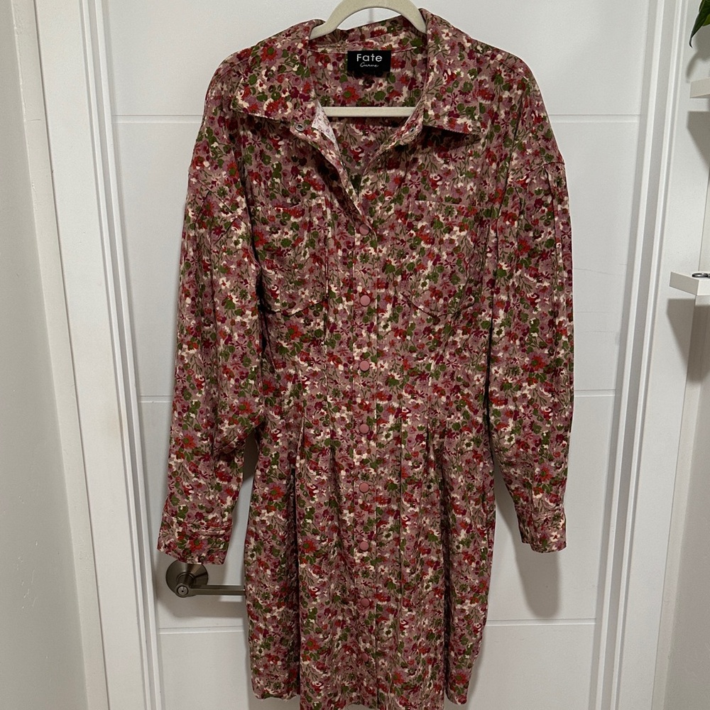 Plus Size Fate Rose Floral Long-Sleeve Button-Up Dress